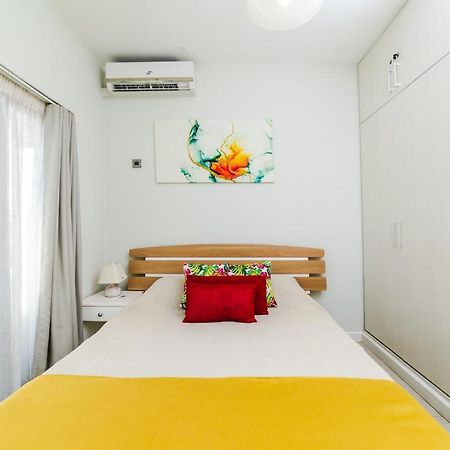 Beachcove Apartment 9 In Pereybere Pereybere Beach Buitenkant foto