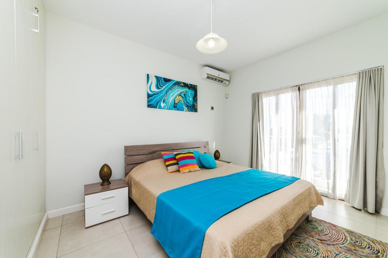 Beachcove Apartment 9 In Pereybere Pereybere Beach Buitenkant foto