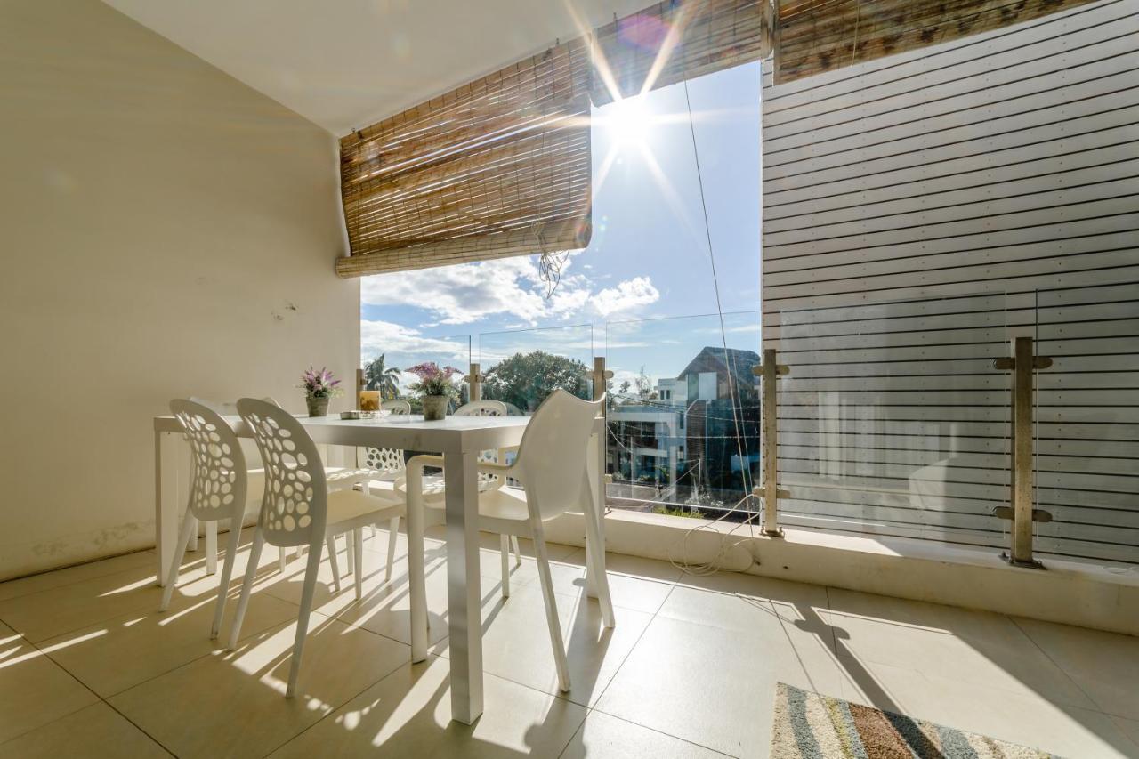 Beachcove Apartment 9 In Pereybere Pereybere Beach Buitenkant foto