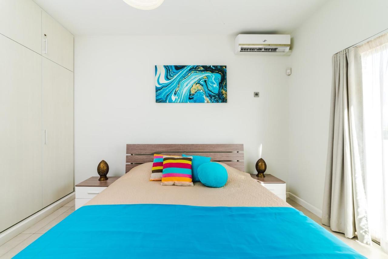 Beachcove Apartment 9 In Pereybere Pereybere Beach Buitenkant foto