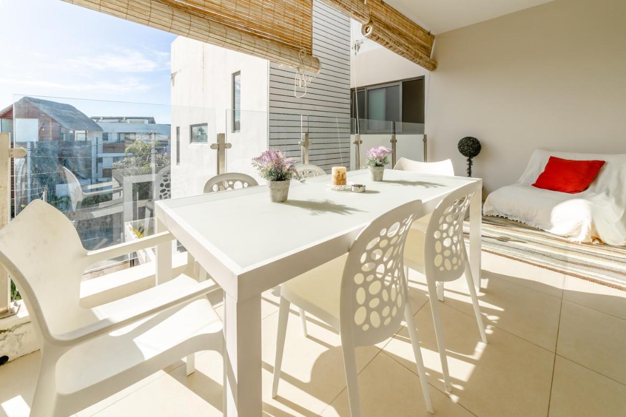 Beachcove Apartment 9 In Pereybere Pereybere Beach Buitenkant foto