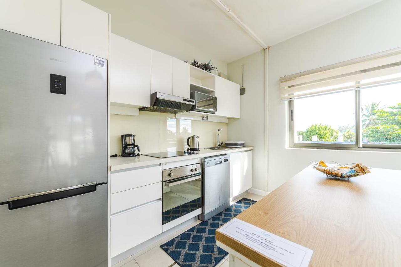 Beachcove Apartment 9 In Pereybere Pereybere Beach Buitenkant foto